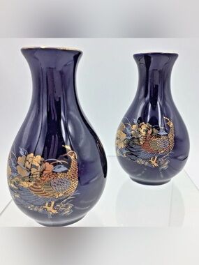 Flambro Set of 2 Miniature Vases Porcelain Cobalt Blue Peacock Motif Gold Gilt